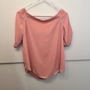 Off shoulders pink top Babaton woman size XS silky like material